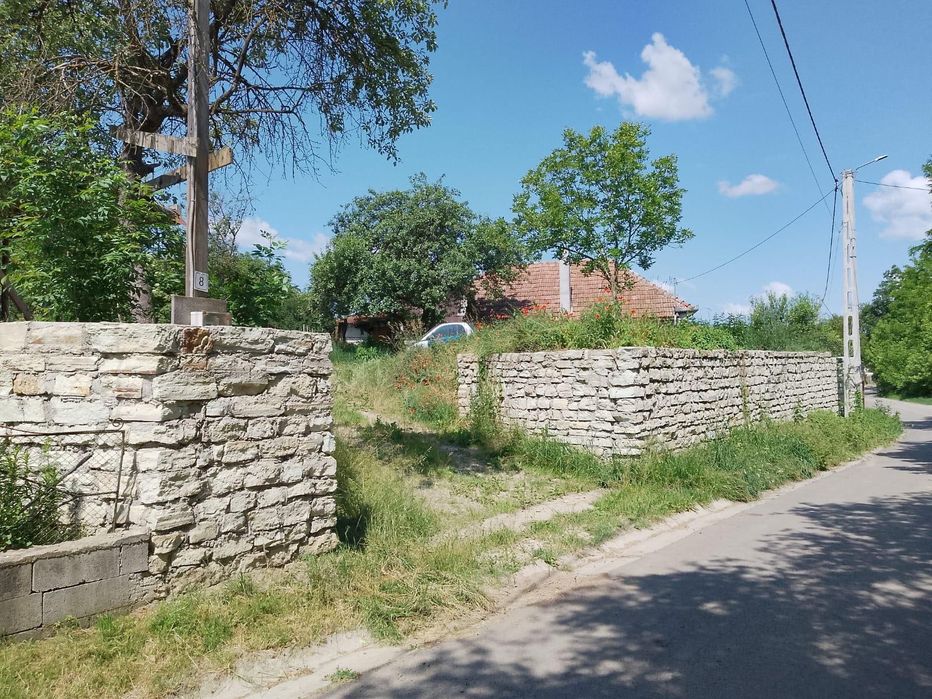 Vând teren sat Iclozel jud.Cluj