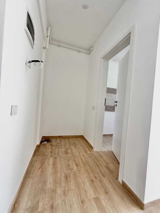 Garsoniera decomandata - Militari Residence