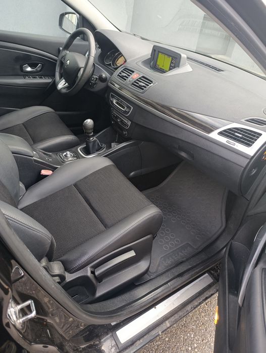 Renault Megane 3 1.9 DCI 131 CP Xenon / Piele / Navi