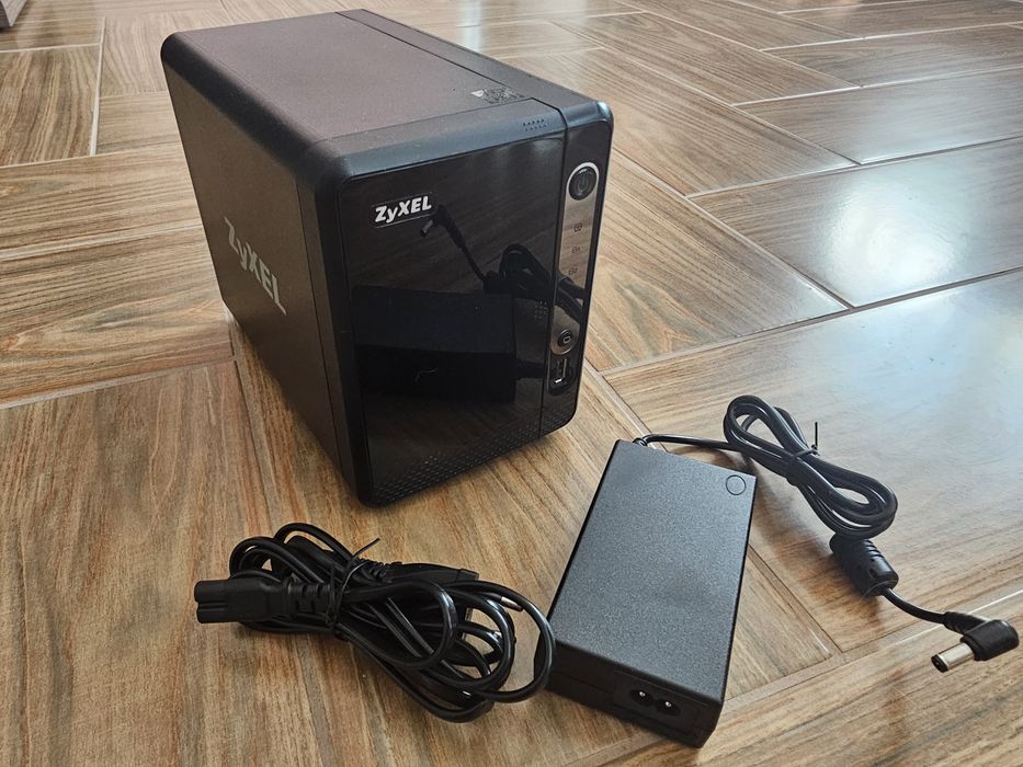 Мрежов сторидж (NAS) Zyxel NAS326