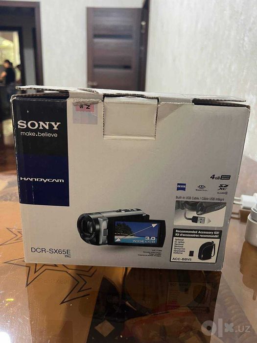 Видеокамера Sony Handycam DCR-SX65E PAL