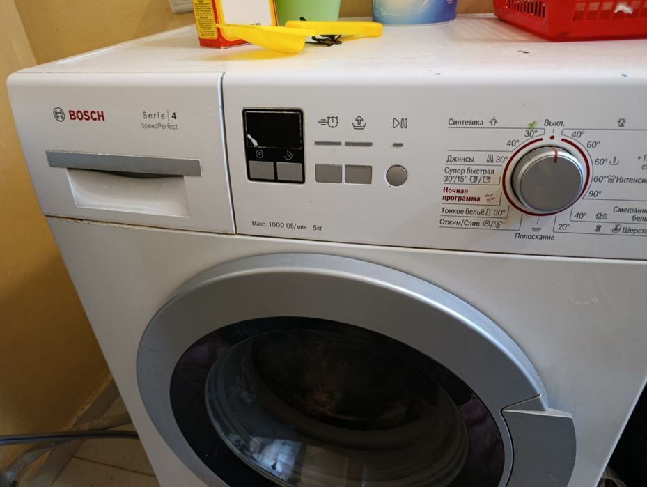 Продам стиральную машину бош