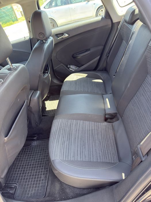 Opel Astra J Sedan 1.4 Turbo 140 CP Benzină 2018