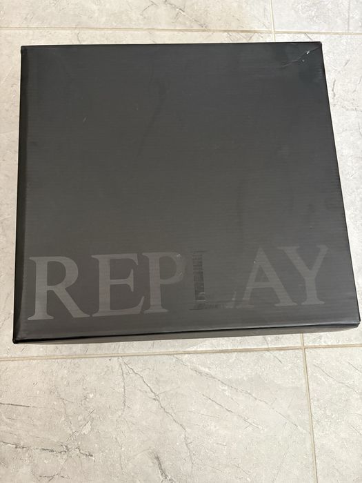 Продавам дамски боти Replay