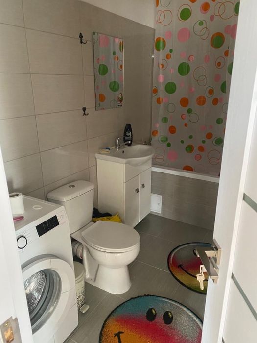 Închiriez apartament 2 camere cu gradină