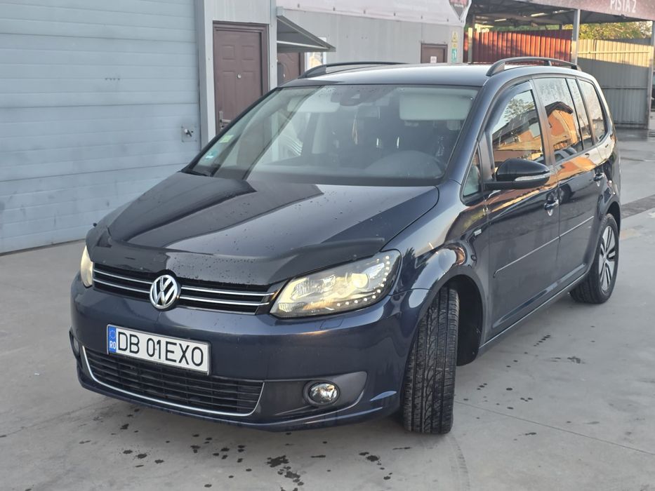 Vw Touran 1.6 tdi automat unic proprietar stare ireproșabilă.acte la zi fiscal pe loc