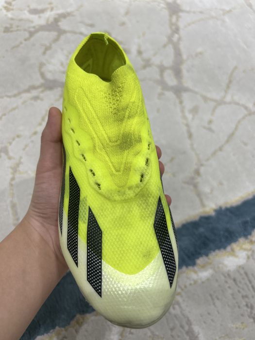 Бутсы адидас crazyfast  12000 тг