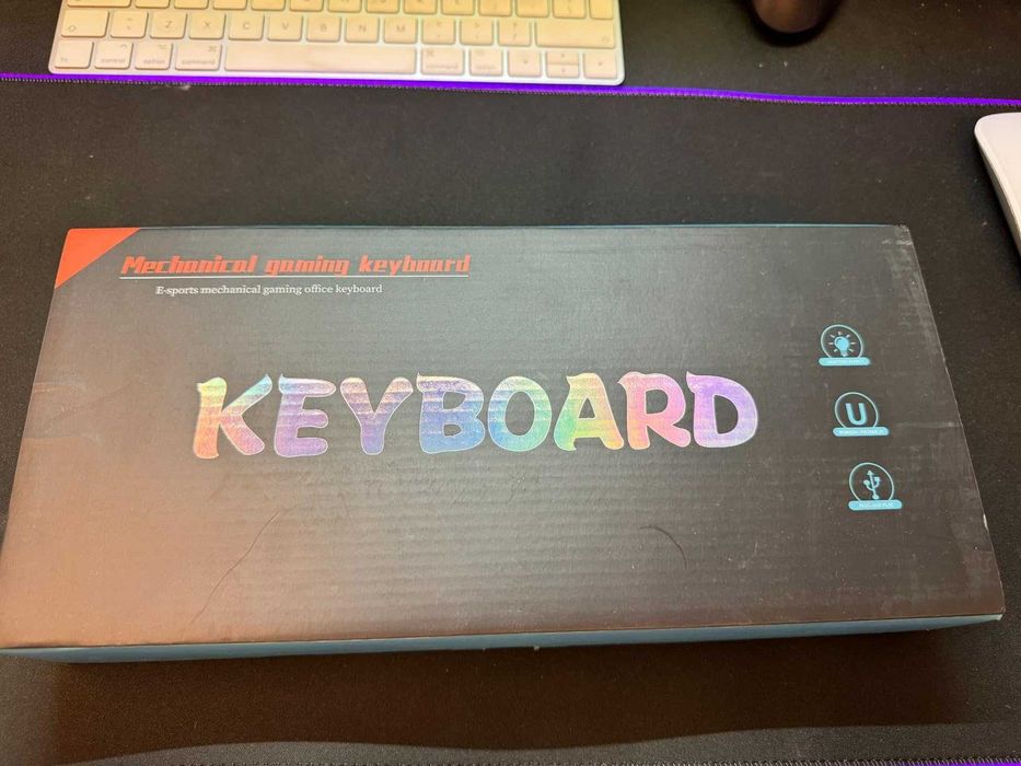 MIHIYIRY 60% кабелна игрална клавиатура, 61 клавиша SK, RGB подсветка