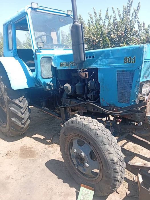 mtz 80 sotiladi.