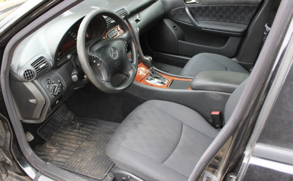 НА ЧАСТИ!!!  Mercedes W203 C220cdi Комби / Мерцедес В203