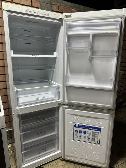 Срочно продаю холодильник