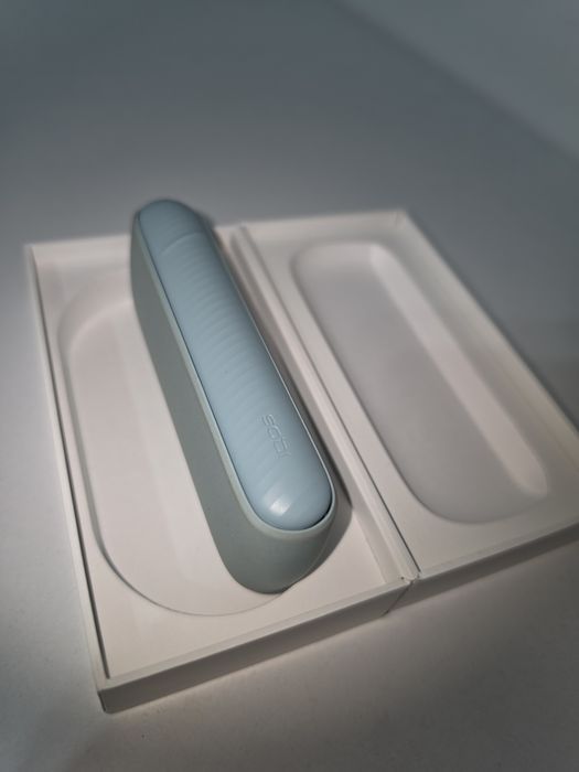 IQOS ILUMA I Breeze Blue