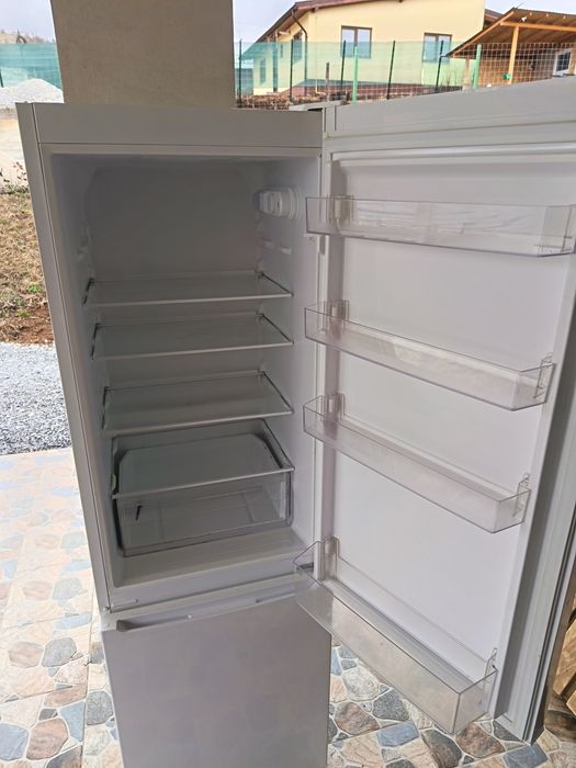 Frigider vortex de 4 luni cumpărat