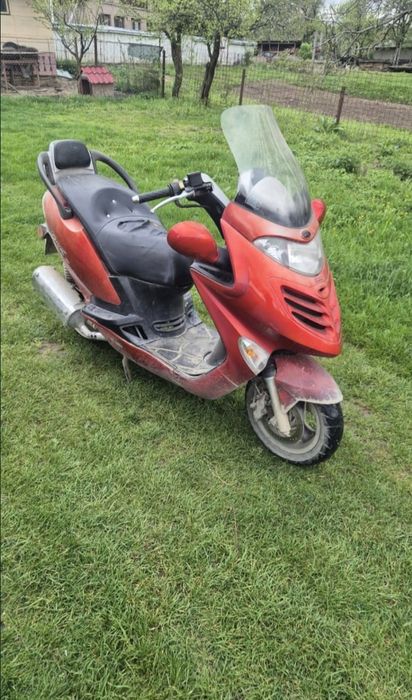 Vând sau schimb cu scuter electric