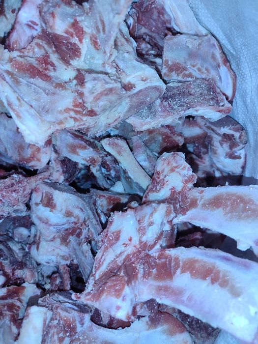 Кости говяжие. Мясо .