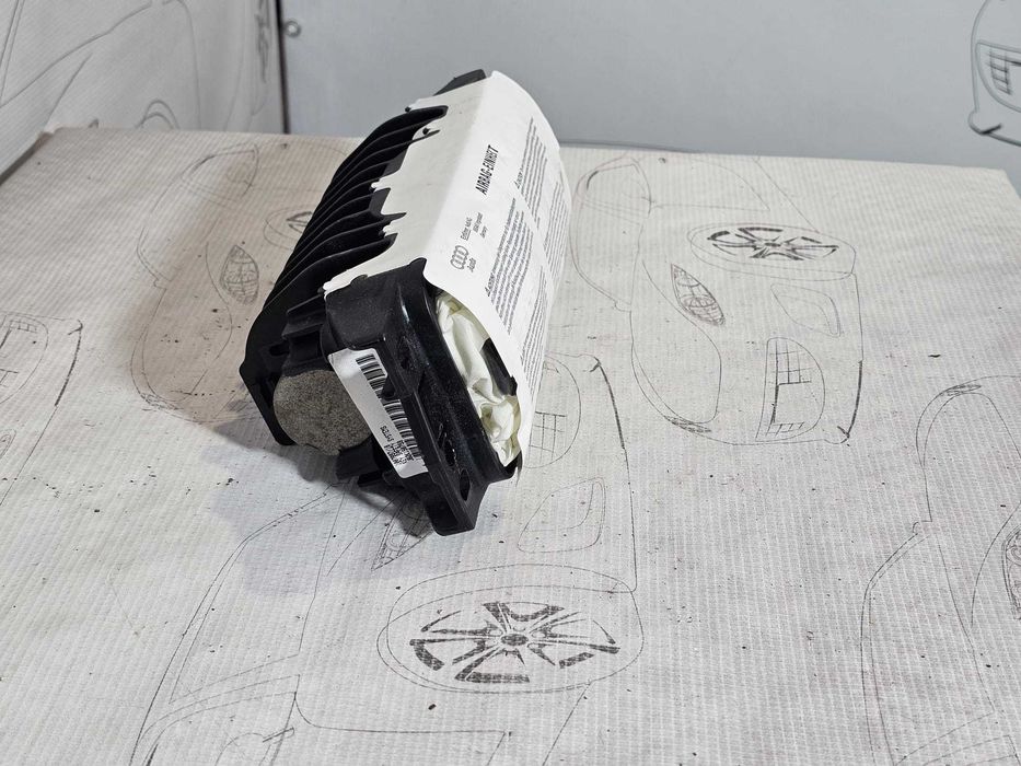 Airbag pasager bord Audi A5 Sportback 8T / A4 B8 2011 2.0 TFSI 132kW Cod OEM: 8T0880204G (5F3)