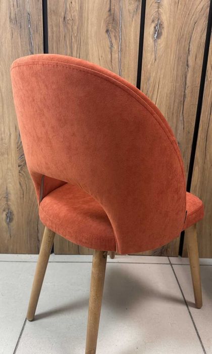 Продам стул дерево