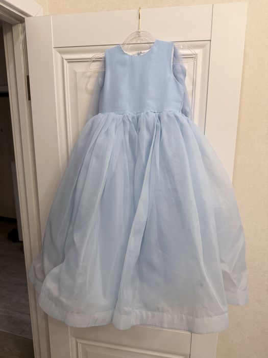 Нарядное платье для девочек