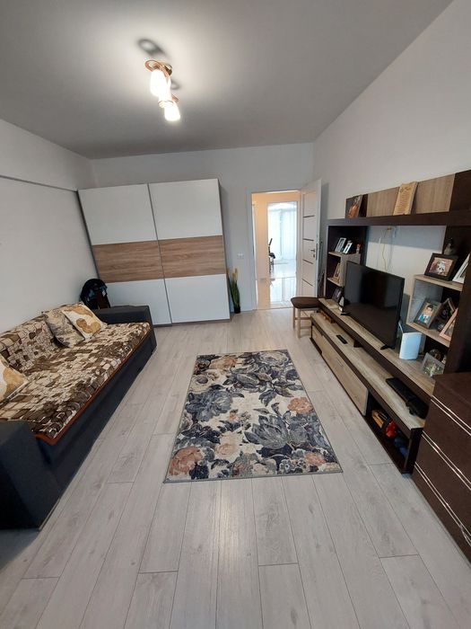 Vând sau schimb cu apartament.