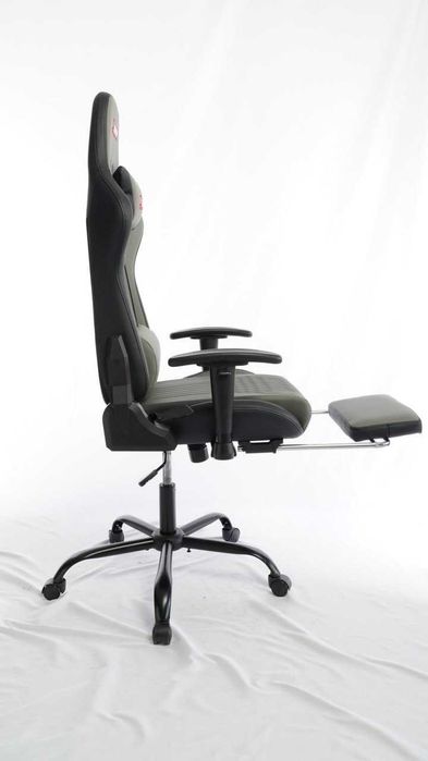 Gaming kreslo Deep Furniture – Premium sifat!