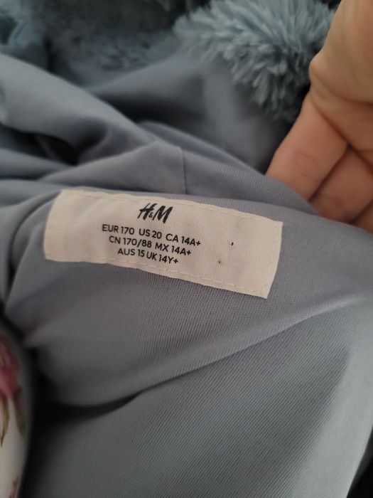 Blanita H&M, 170 sau S/ 36