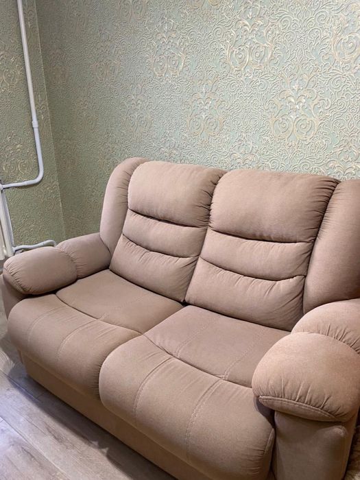 Продам срочно диван