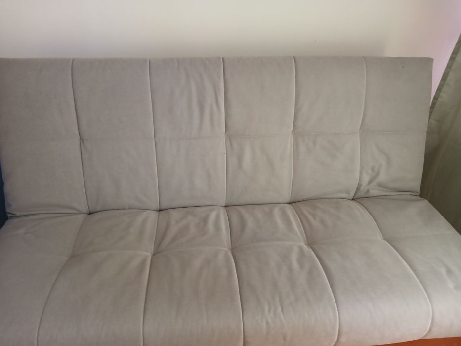 Продаю диван раскладывающийся