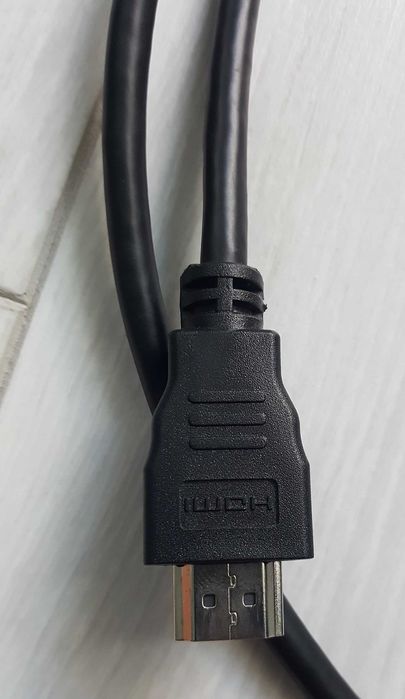 HDMI + Захранващ кабели за монитор