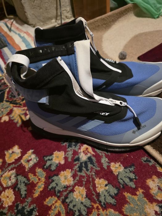 Ghete  Terrex Free Hiker C