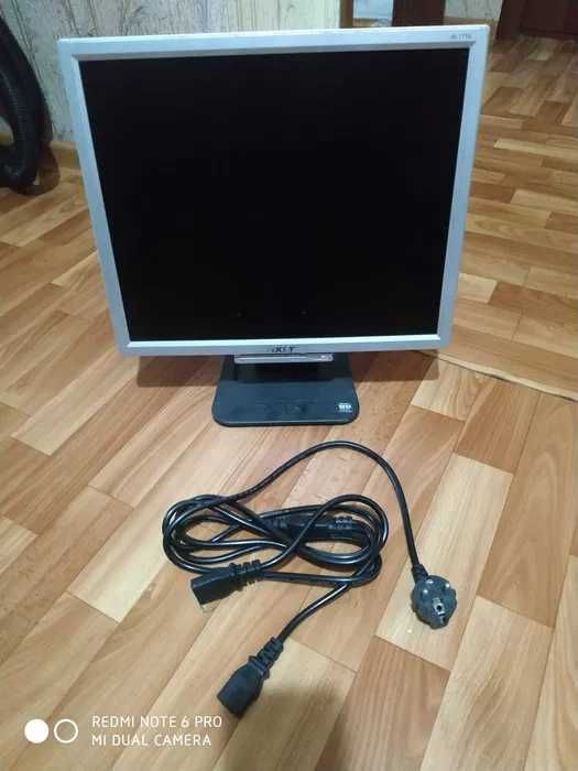 монитор квадратный Acer