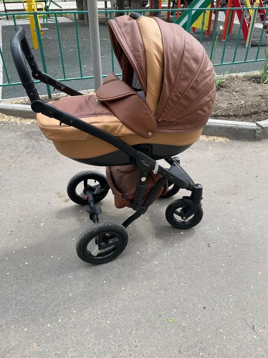 Продам коляску adamex 2 в 1