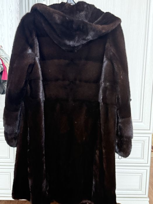 Продам норковую шубу б/у