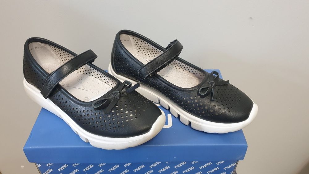 Школьная обувь на девочку