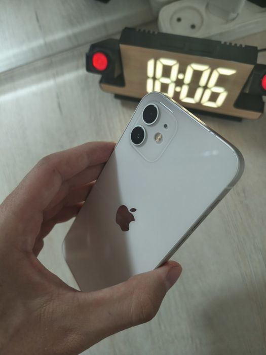 Белый Iphone 12 256gb