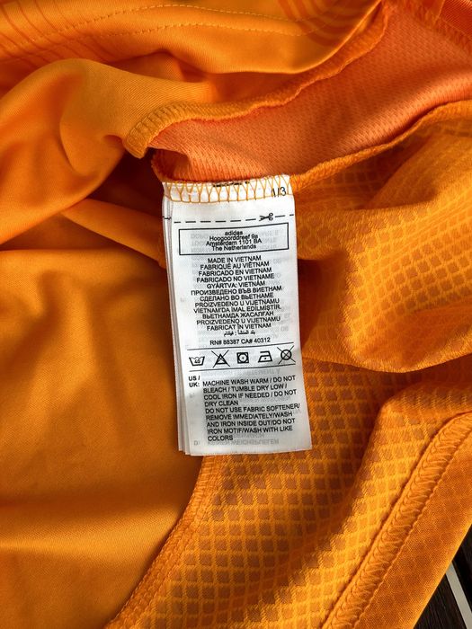 Мъжка футболна тениска Adidas Real Madrid - размер S, КАТО НОВА