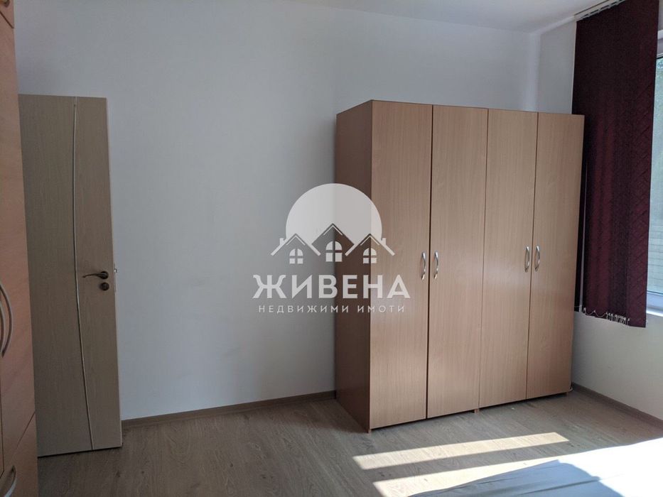 Отдава под наем 4-стаен апартамент в м-т Траката, Варна