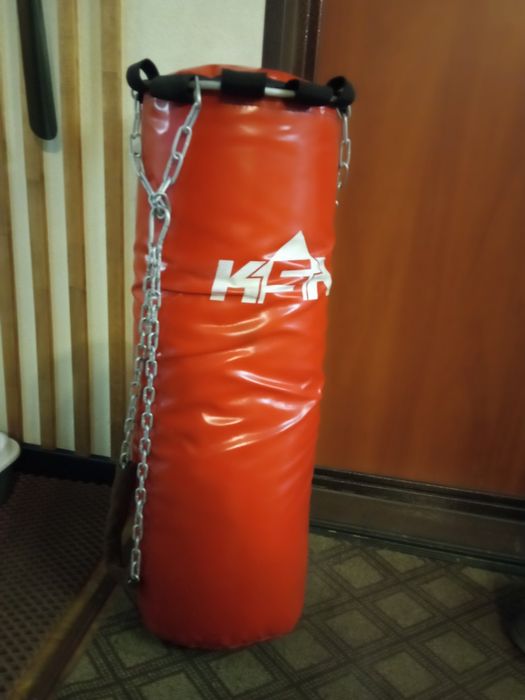 Груша для тренировок с подвесом