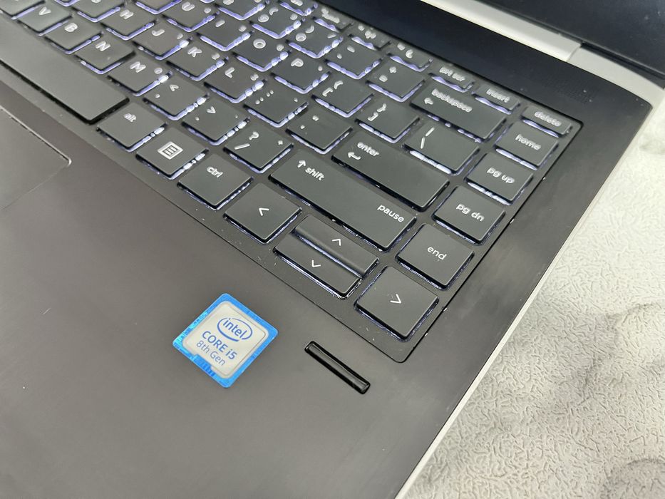 Ноутбук Core i5 8 поколение