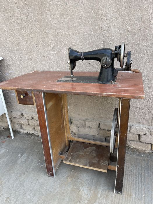 Швейная Машина сотилади