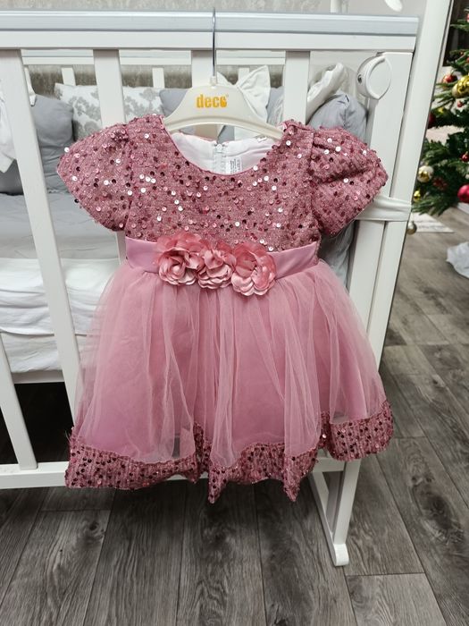 Детское розовое платье