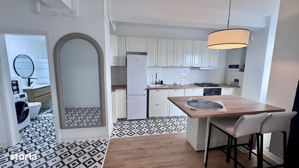 Studio modern prima inchiriere | parcare | metrou | aer conditionat.