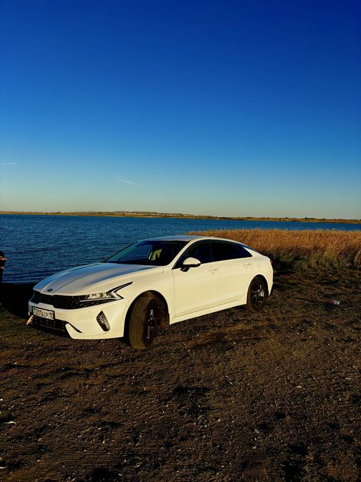 Такси салон KIA K 5 2020 года