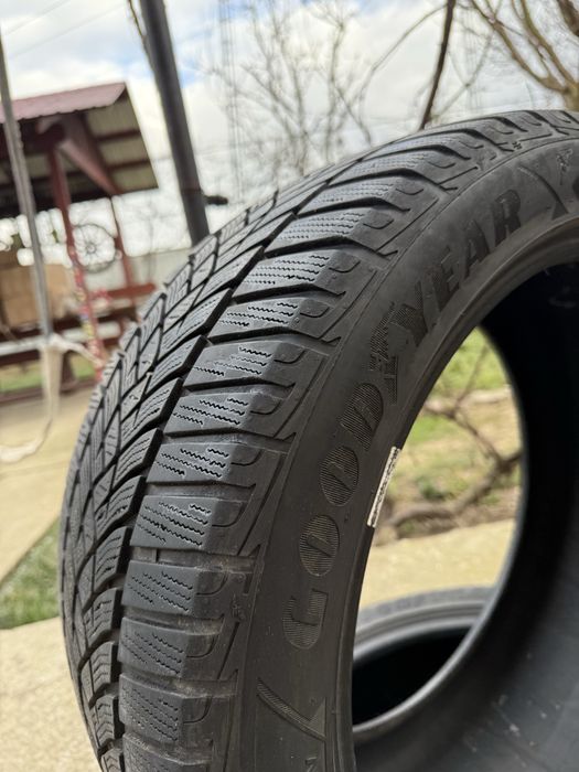Anvelope iarna Goodyear Ultra grip 245/45/18