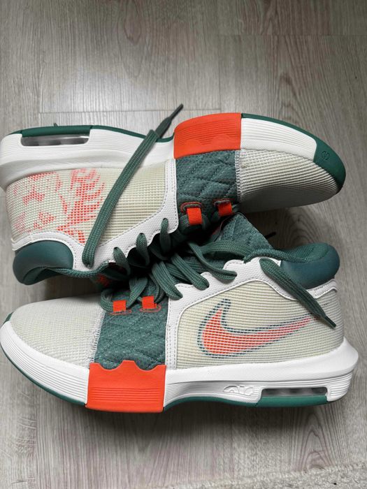 Nike LeBron Witness VIII мъжки кецове