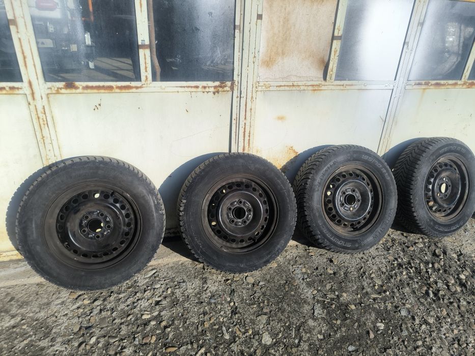 Джанти 5х114.3 R15 със зимни гуми и тасове