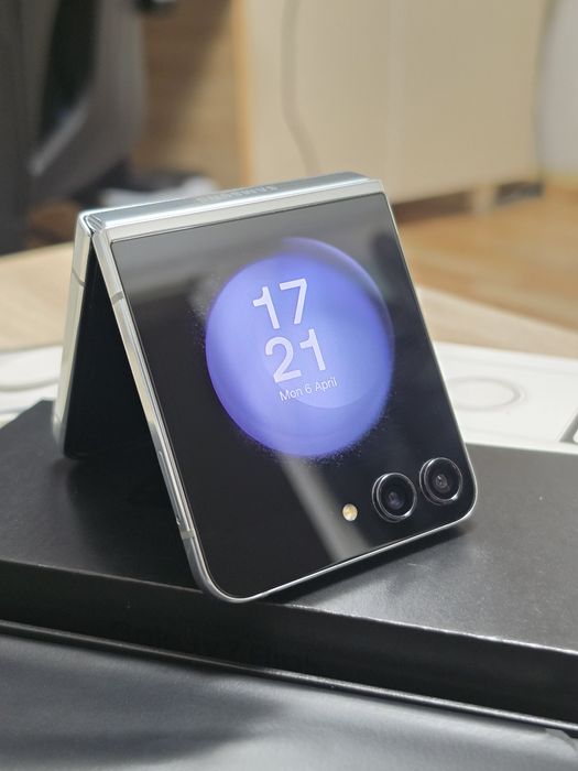 Samsung Galaxy Z Flip5 512GB