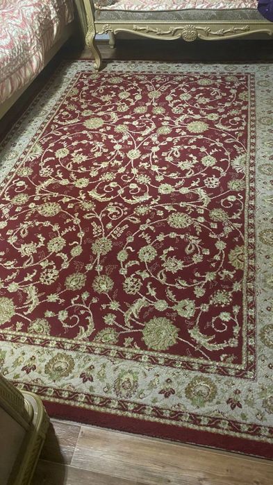 Продаются б/у турецкие ковры