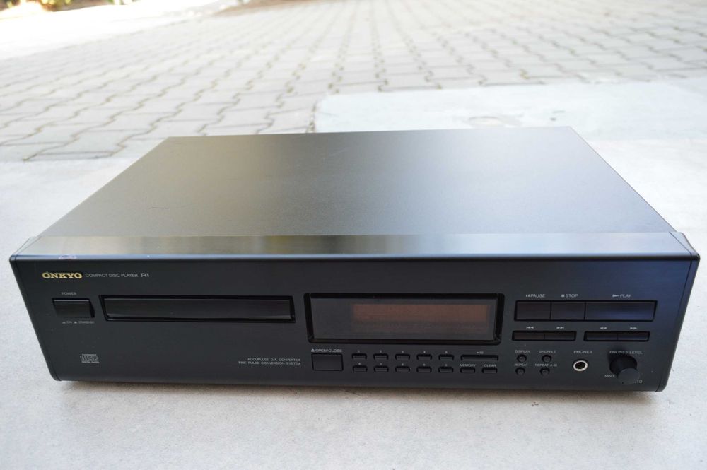 Cd player Onkyo DX 7210