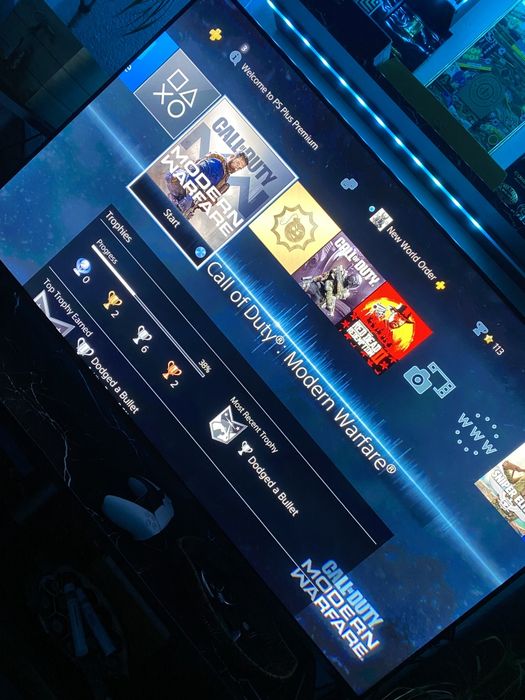 Playstation 4 Pro + Игри