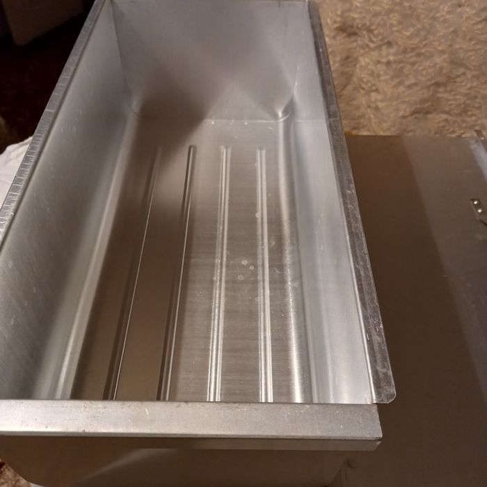 Контейнер для хлеба алюминиевый